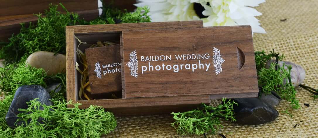 Dark Wooden Slide USB Gift Box