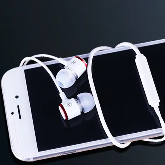Saturn Earphones view 7